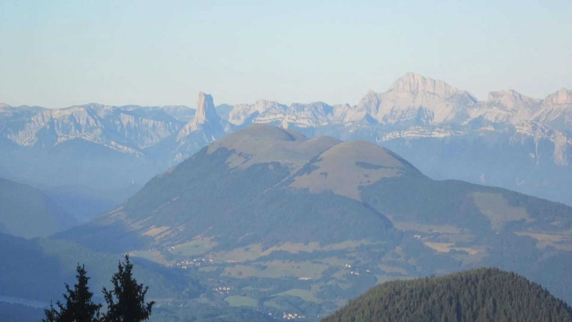 Apartment In Chamrousse With Balcony